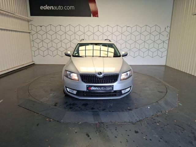 Skoda Octavia image 9