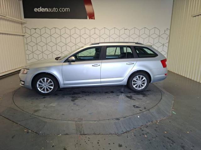 Skoda Octavia image 7