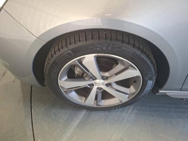 Peugeot 308 image 3