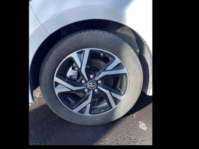 Toyota Yaris image 8
