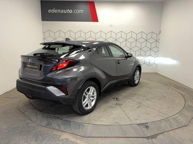 Toyota C-Hr image 8
