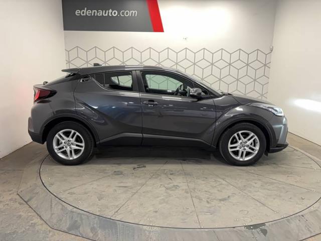 Toyota C-Hr image 6