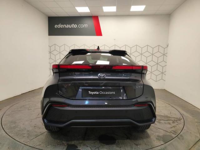 Toyota C-Hr image 9