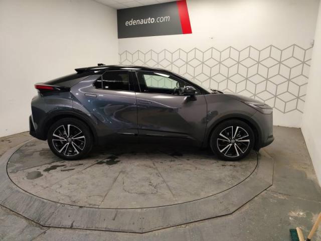 Toyota C-Hr image 1