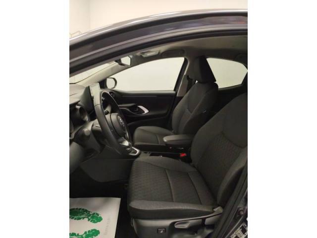 Toyota Yaris image 4