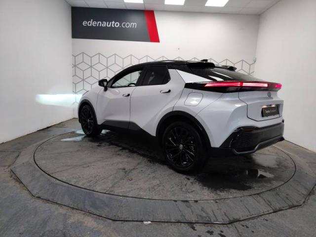 Toyota C-Hr image 5