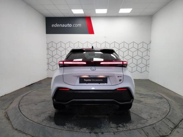 Toyota C-Hr image 6