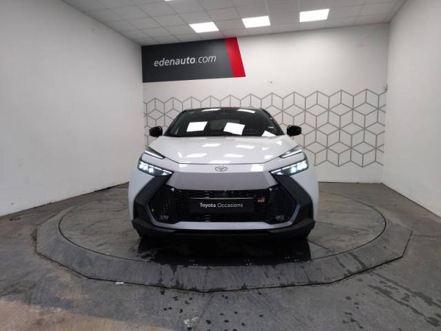 Toyota C-Hr image 8
