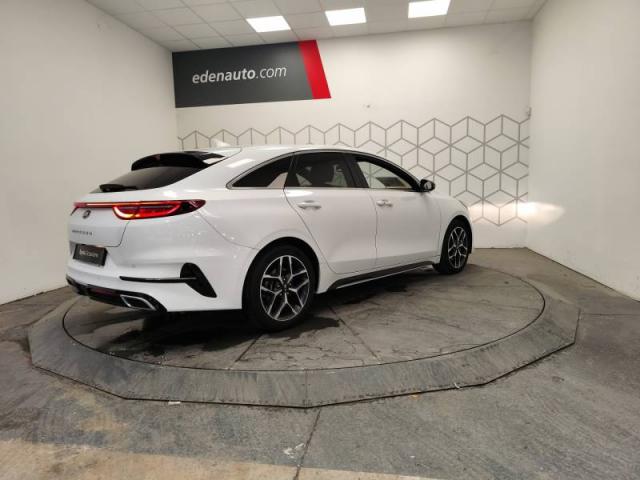Kia Pro_cee'D image 8