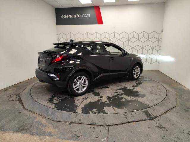 Toyota C-Hr image 2