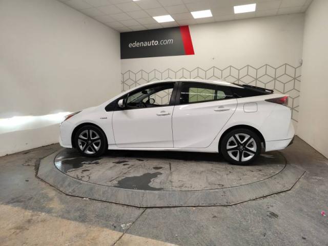 Toyota Prius image 6