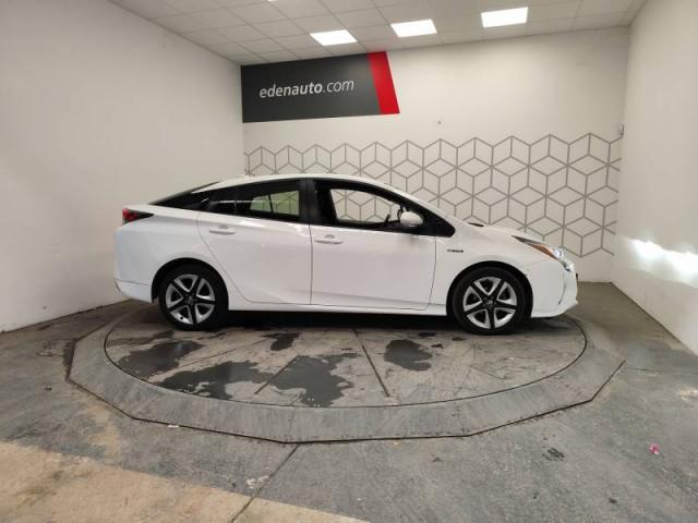 Toyota Prius image 8