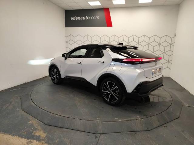 Toyota C-Hr image 1