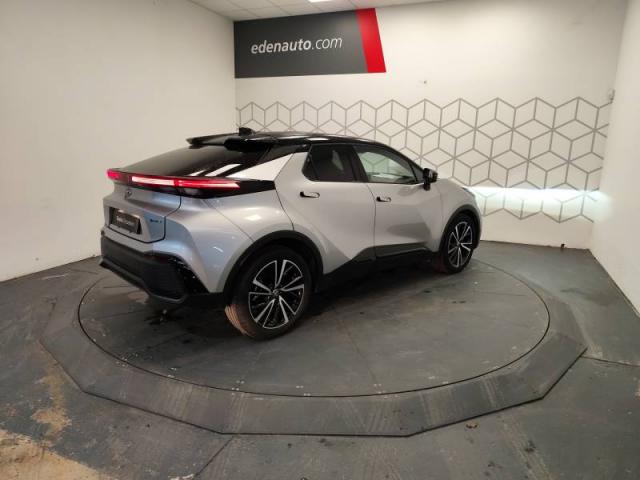 Toyota C-Hr image 2