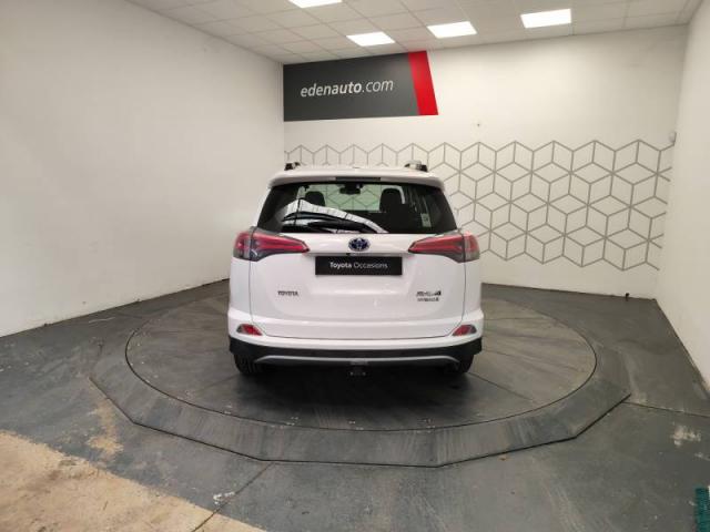 Toyota Rav4 image 9