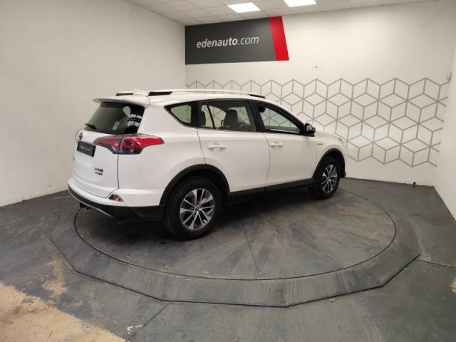 Toyota Rav4 image 8