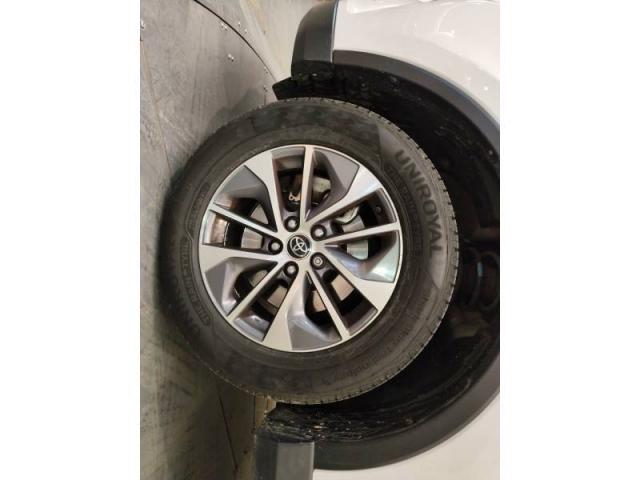 Toyota Rav4 image 5