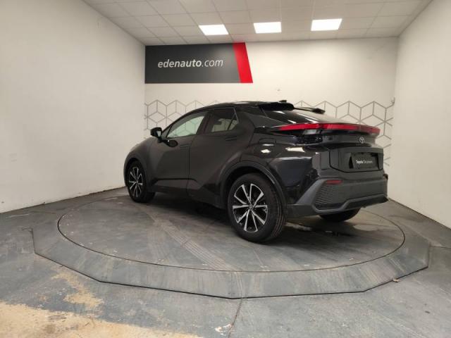 Toyota C-Hr image 2