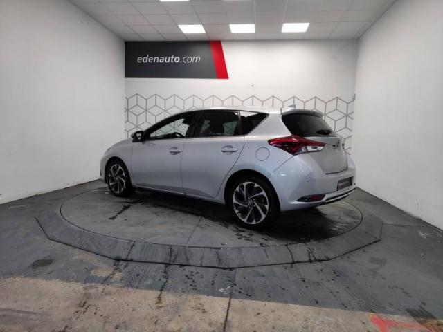 Toyota Auris image 8