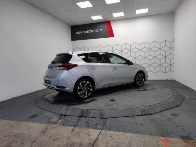 Toyota Auris image 3