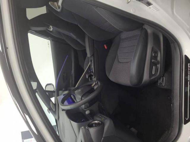 Toyota C-Hr image 3