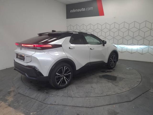 Toyota C-Hr image 9