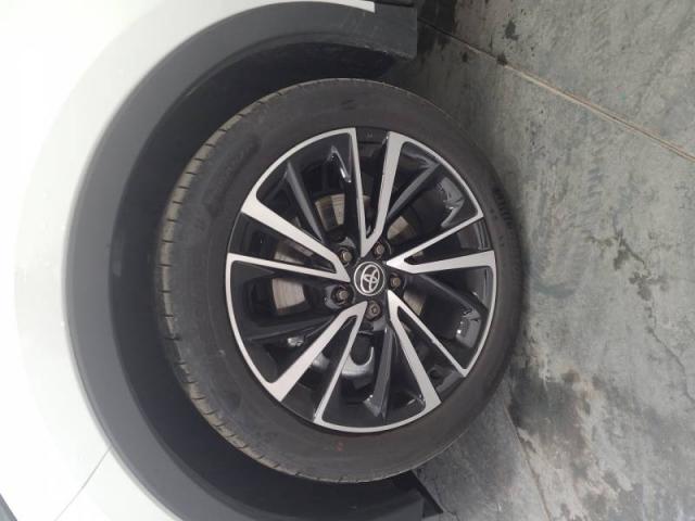 Toyota C-Hr image 2