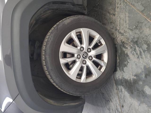 Toyota Yaris image 2