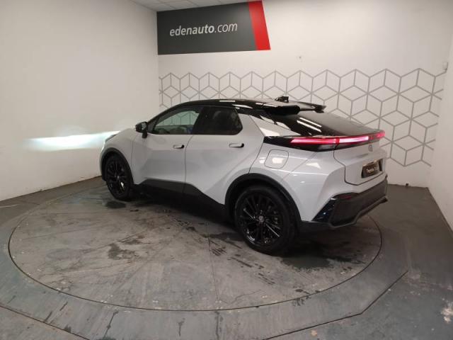Toyota C-Hr image 2