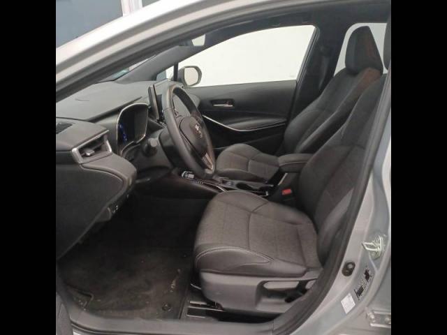 Toyota Corolla image 6