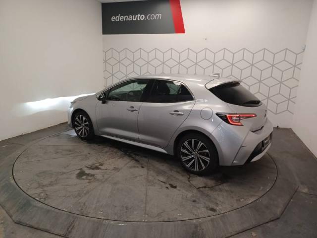 Toyota Corolla image 8