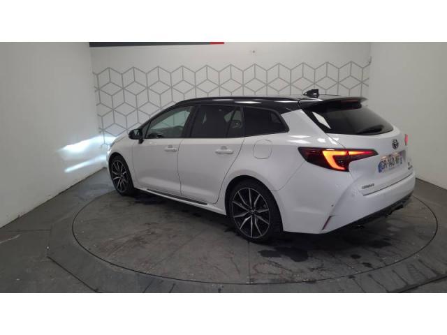 Toyota Corolla image 8