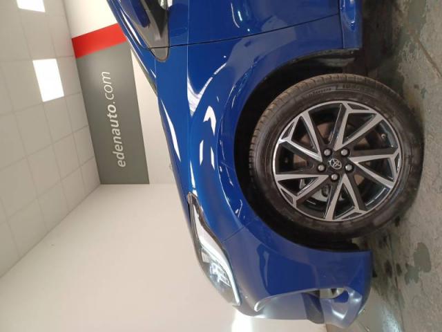Toyota Yaris image 2