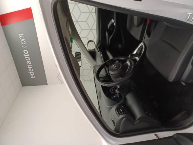 Toyota Yaris image 5