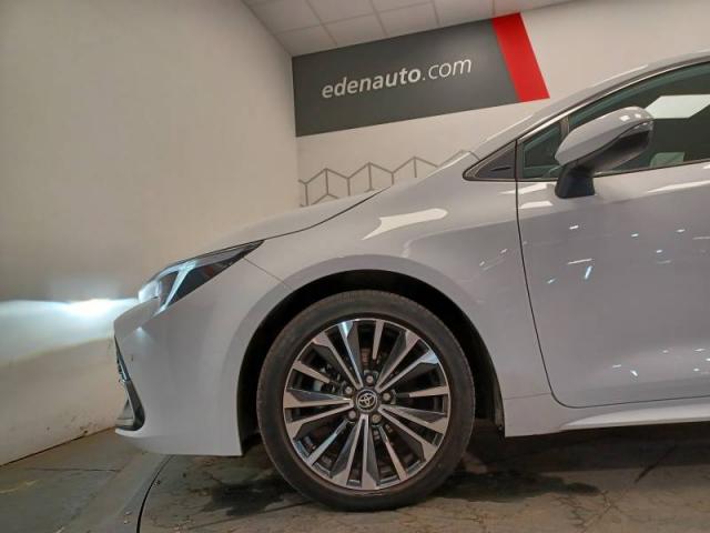 Toyota Corolla image 6