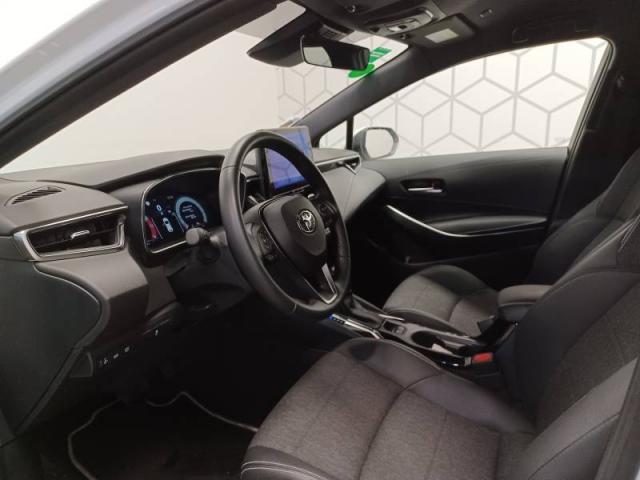 Toyota Corolla image 2