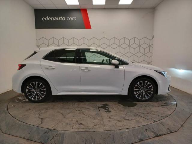 Toyota Corolla image 6