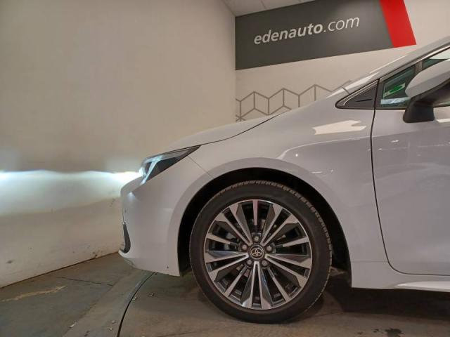 Toyota Corolla image 6