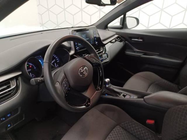 Toyota C-Hr image 9