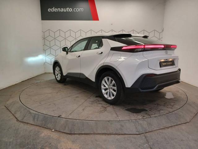 Toyota C-Hr image 7