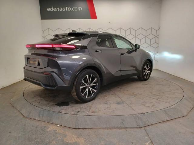Toyota C-Hr image 9