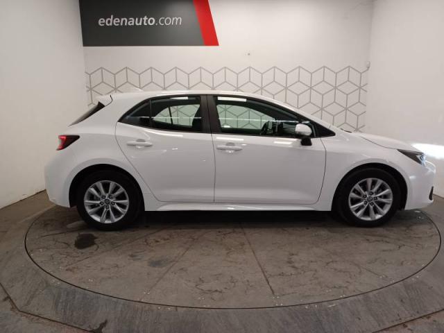 Toyota Corolla image 5