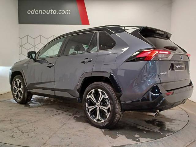 Toyota Rav4 image 3