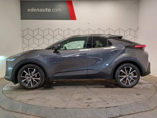 Toyota C-Hr image 9