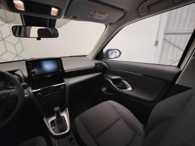 Toyota Yaris image 2
