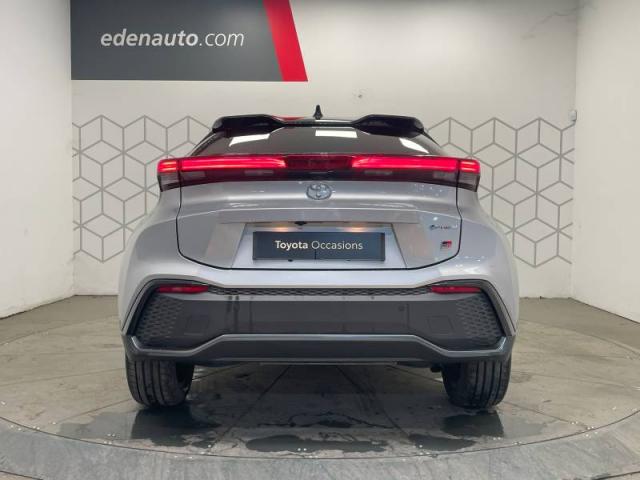 Toyota C-Hr image 9