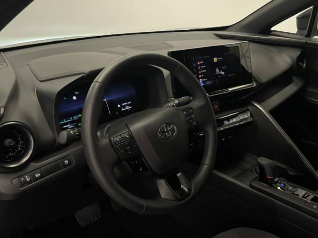 Toyota C-Hr image 8