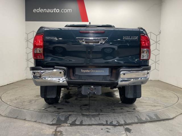 Toyota Hilux image 1