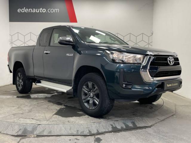 Toyota Hilux image 8