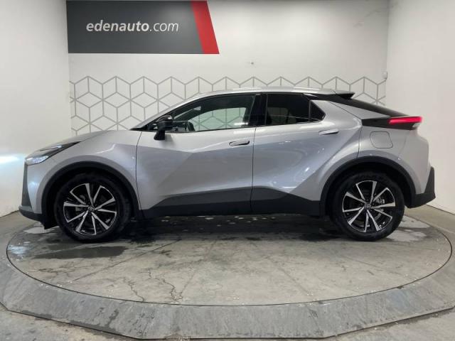 Toyota C-Hr image 2